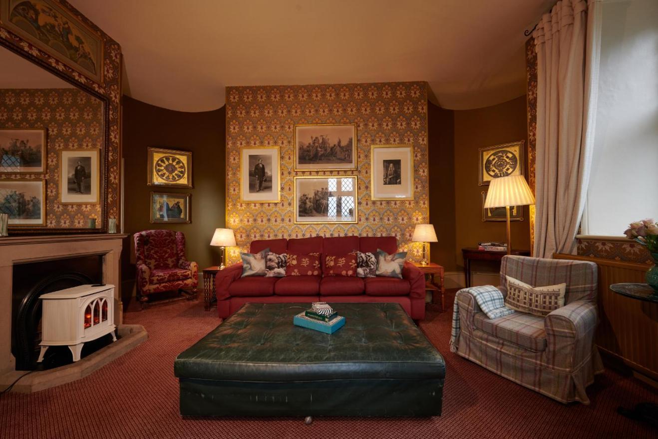 The Hunting Tower Villa Baslow Exterior photo